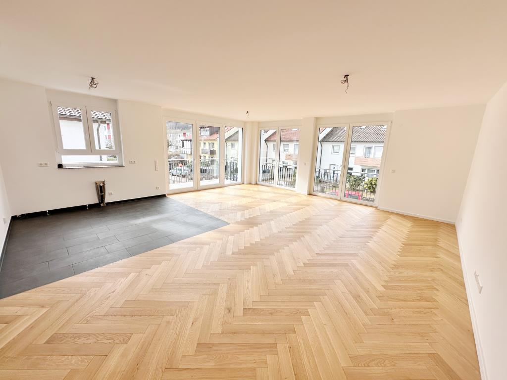 Freiburg - Neubau, helle 3-Zi. Whg. im 1.OG, inkl. gr. Keller, Südwestbalkon, Effizienz A+, zzgl. Stpl.
