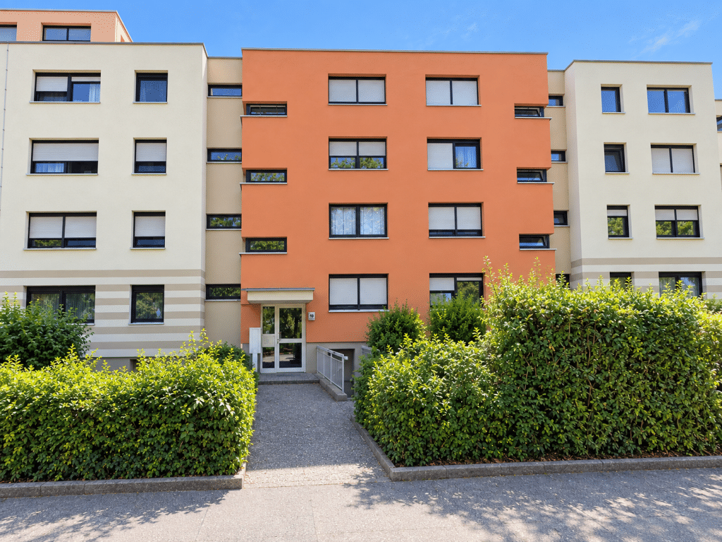 Denzlingen - Vermietete Gartengeschoss Wohnung mit Südterrasse inkl. TG Stpl.