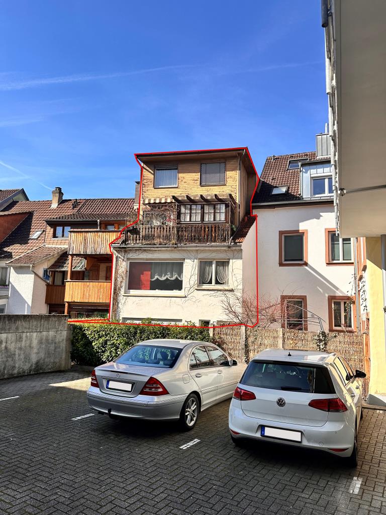 Waldkirch - freies, historisches, Einfamilienhaus mit vermietetem Gewerbe im EG