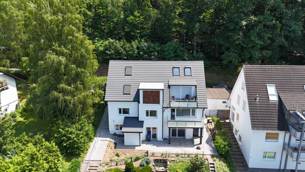 Merzhausen - 3-Zimmer Wohnug, gr. Terrasse mit Weitblick über Freiburg, inkl. Stellplatz