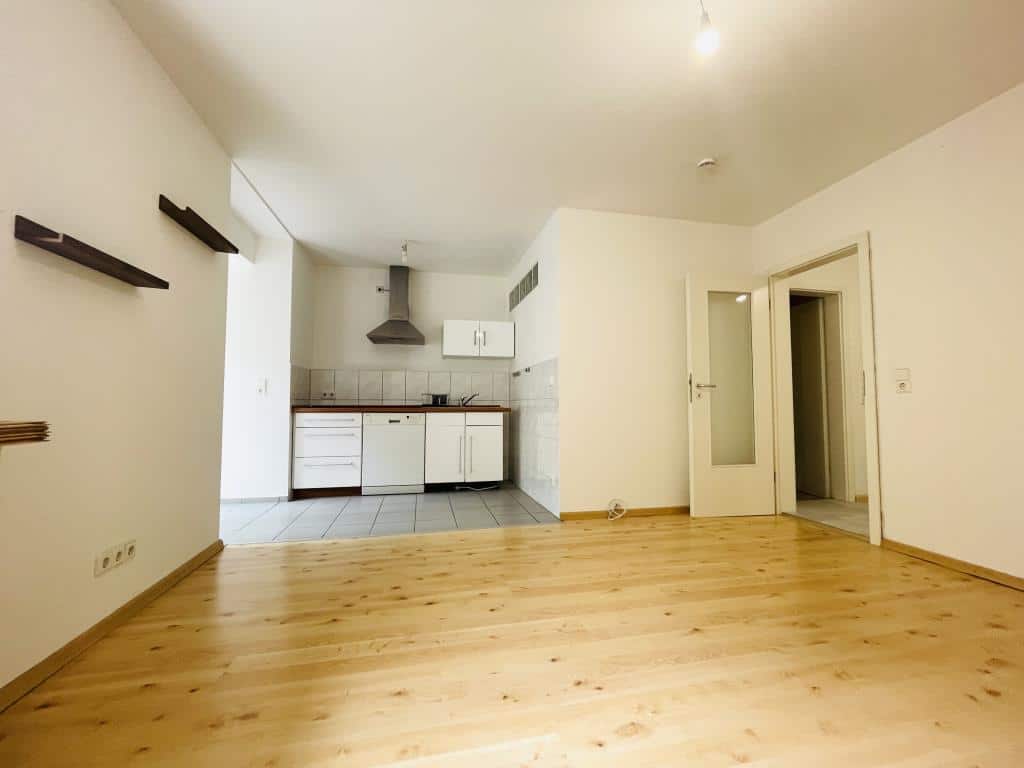Freiburg - Freie 3-Zi. Whg. mit Südost Terrasse, gr. Keller im Stühlinger - Provisionsfrei!