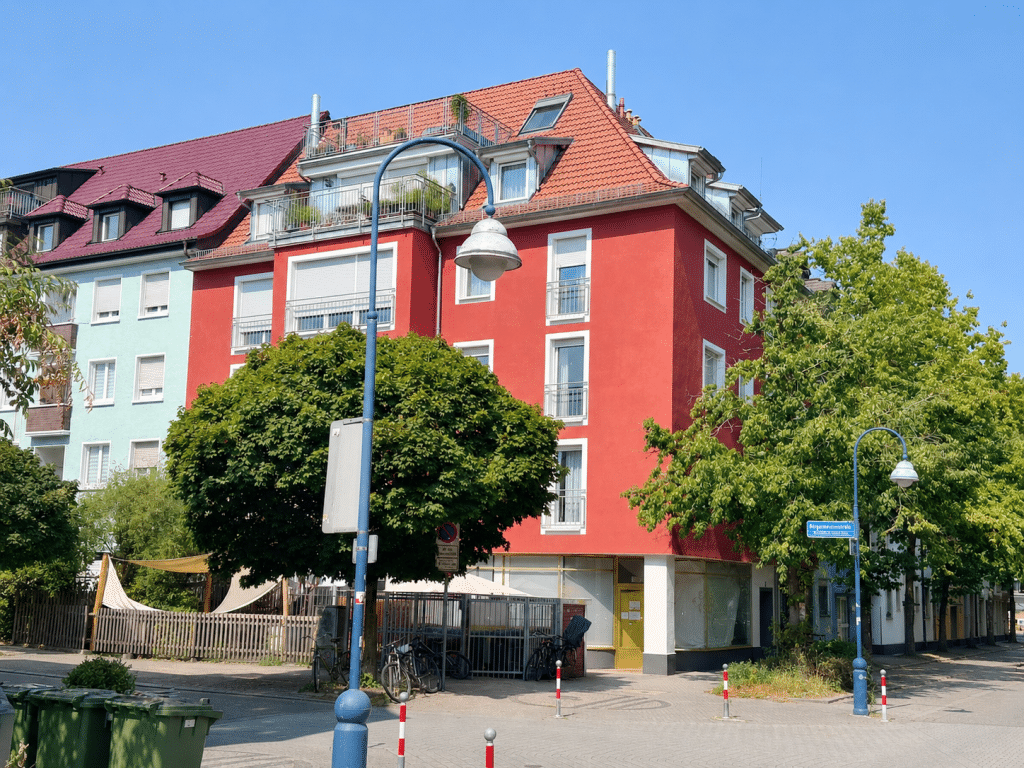 Freiburg - 2 Zi. nahe Uniklinik , sofortbezug, energetisch saniert.